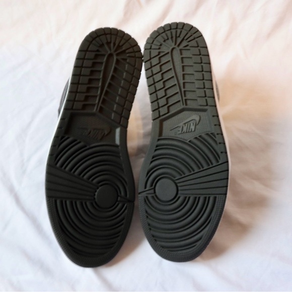 Size 9 - Jordan 1 Low All Star 2021 - Picture 7 of 9